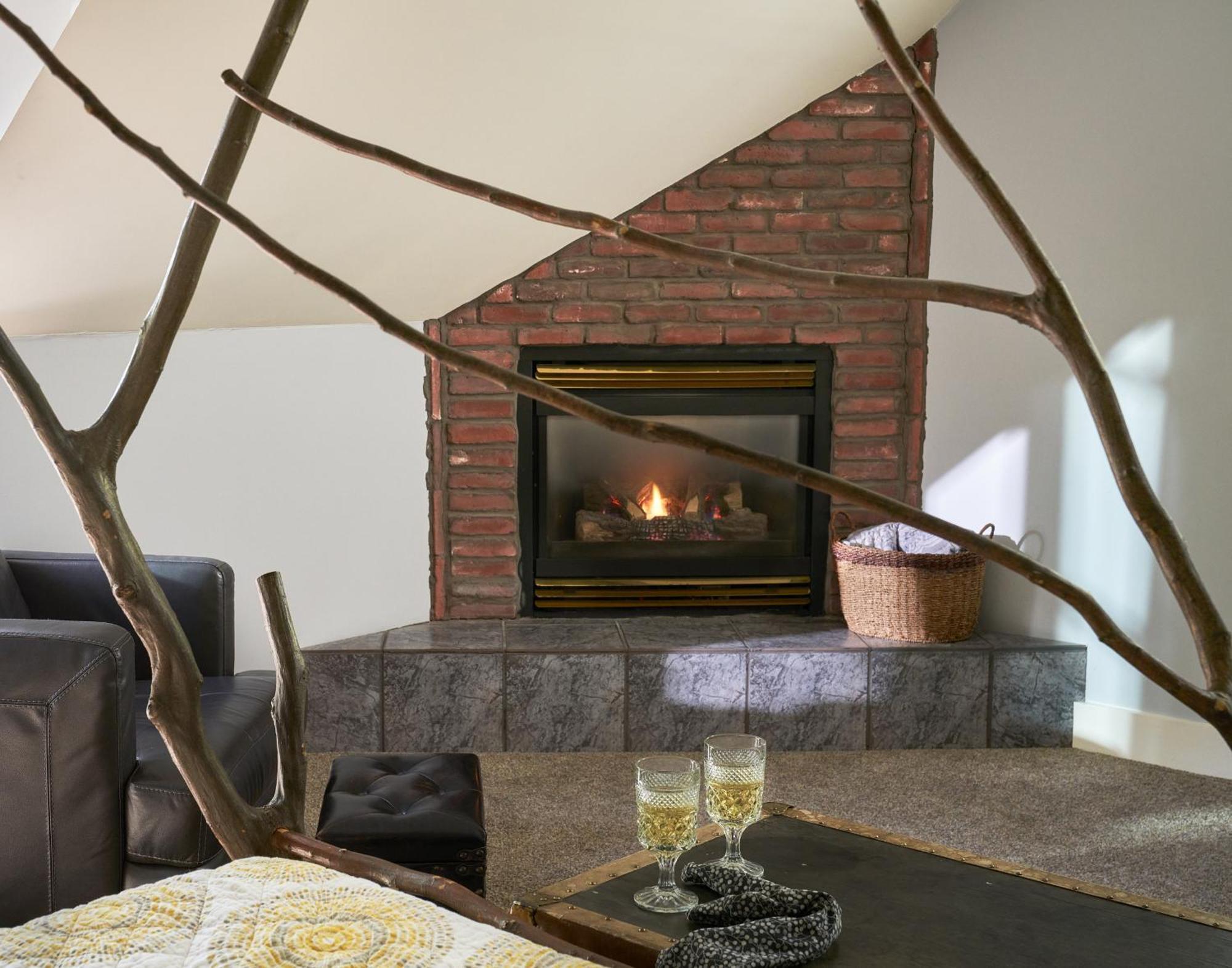 Goldberry Woods- A Modern Farm Resort Union Pier Extérieur photo